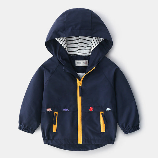 Blouson pour petit garçon avec capuche coupe-vent et poches zippées