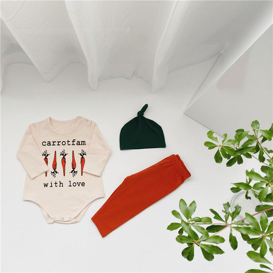 Ensemble carotte pour enfant avec t-shirt pantalon et bonnet vert