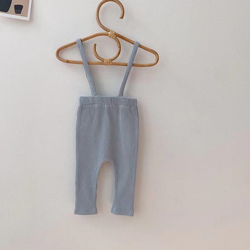 Petit pantalon à bretelles lainage pour bébé