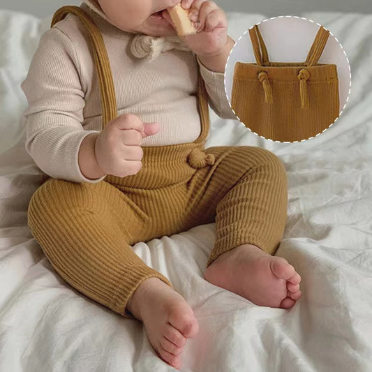 Petit pantalon à bretelles lainage pour bébé